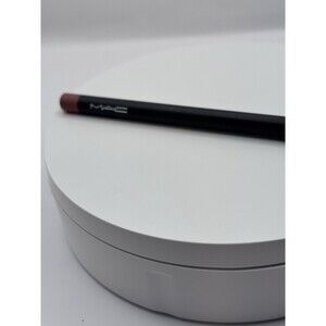 MAC Lip Pencil Lip Liner Crayon BOLDLY BARE Light Beige Full Size NeW